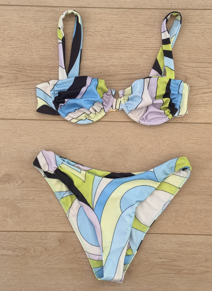 Ariel Top & Corazon Bottom