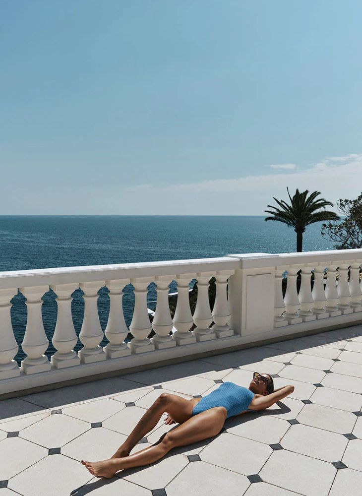 Low Palace One Piece